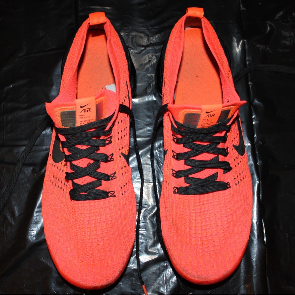 Nike Men's Bright Orange Athletic Shoes Flyknit 3.0